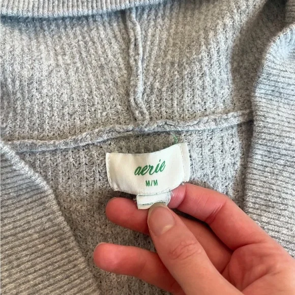 Aerie sweater - Picture 4 of 4